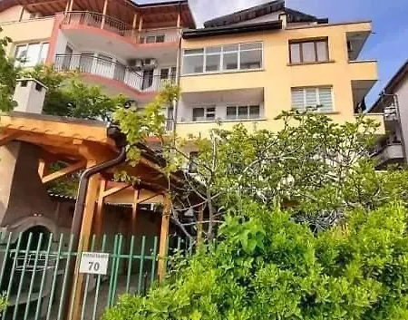 Wendy's - Summer House * Primorsko