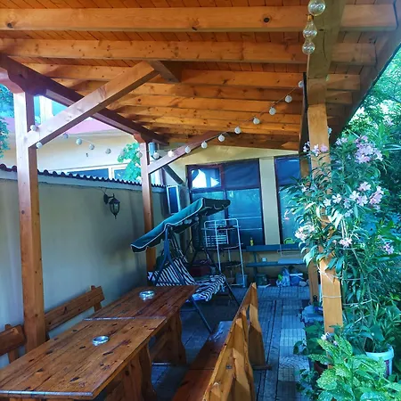 Wendy's - Summer House Pensión